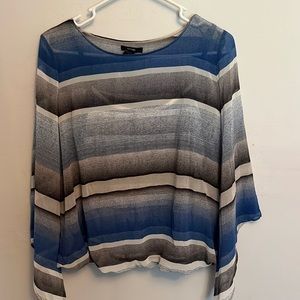 Alfani horizontal light weight top!